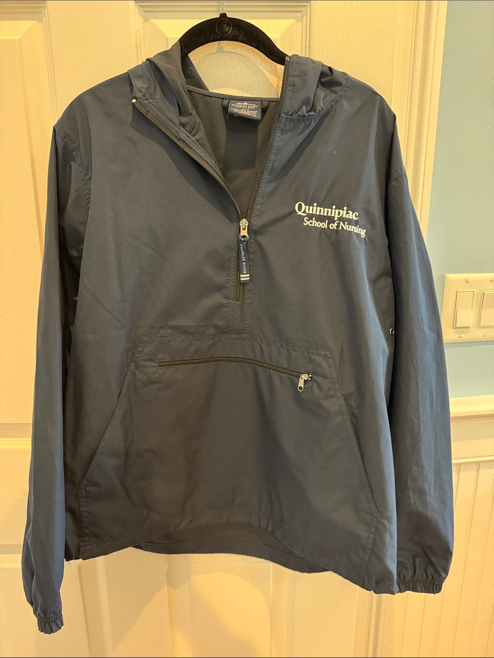 Quinnipiac School of Nursing Navy Windbreaker 1/4 zip size S
